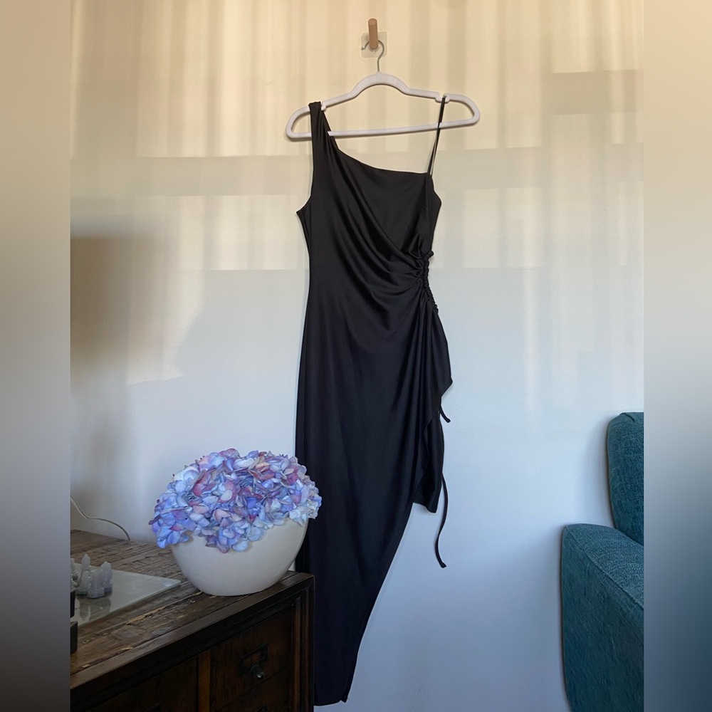 B Darlin Juniors' One-Shoulder Black Dress